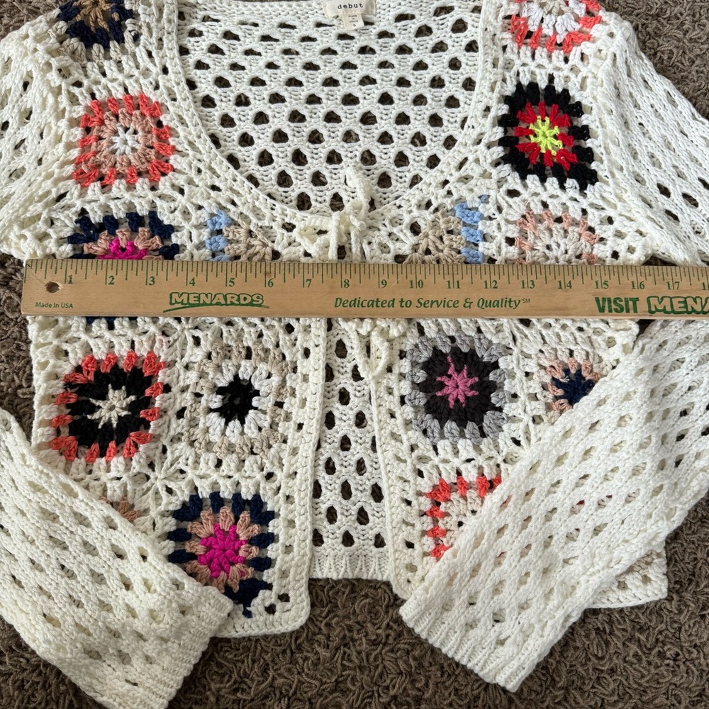 NWOT Debut Crochet Patterned Women's Sweater size small - Picture 5 of 6